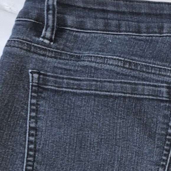 Nygard Blue Jeans Straight Legs. Size 14 - Picture 4 of 4